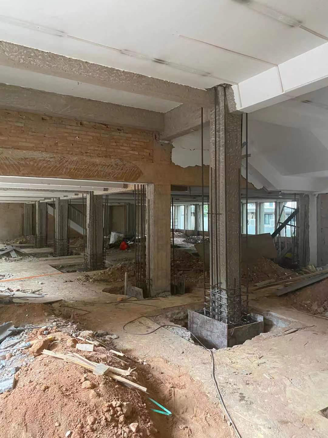 路面起皮，，，，，脱皮要怎么才华阻止？？？？？