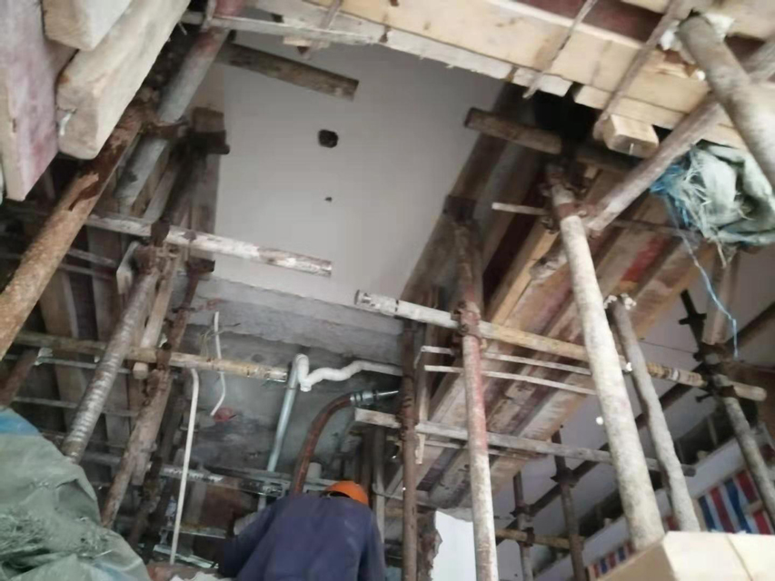 家里瓷砖那里容易掉？？？？？（上）